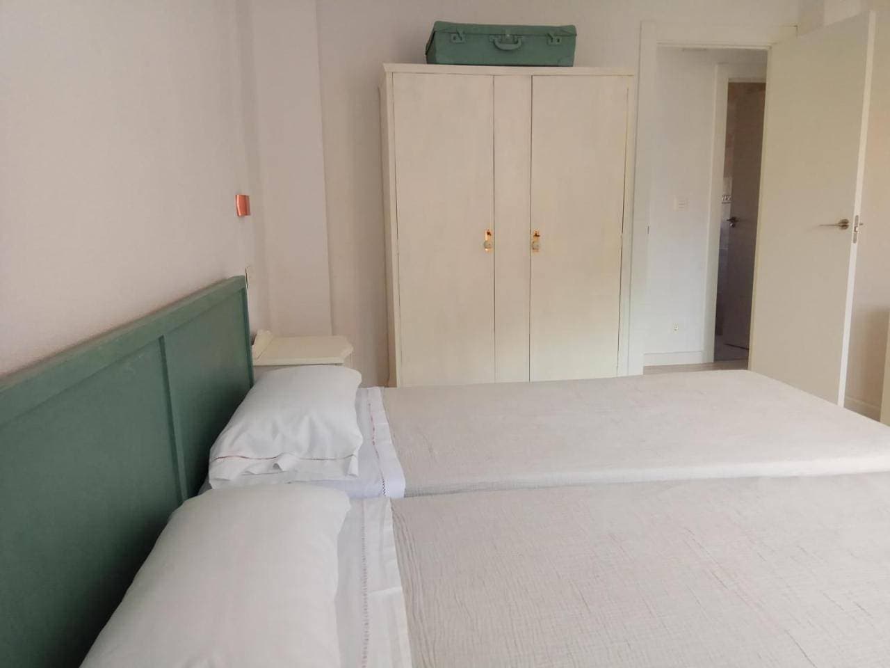 Foto 6 von 21: Two-Bedroom Apartment