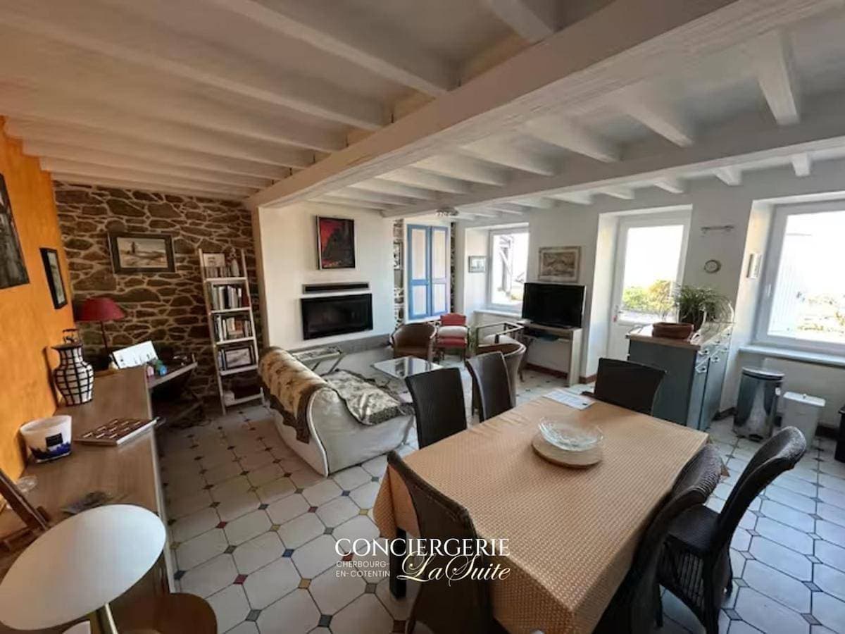 Le Balcon sur la Mer 1