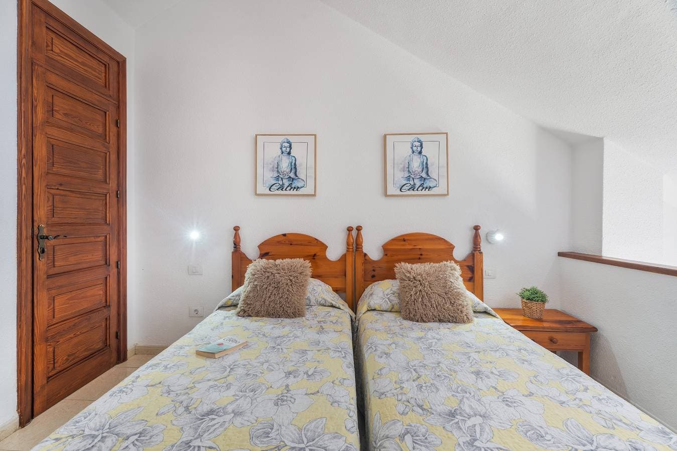 Foto 12 von 25: Ferienhaus 'Santiago Beach' mit Meerblick, Gemeinschaftspool und WLAN