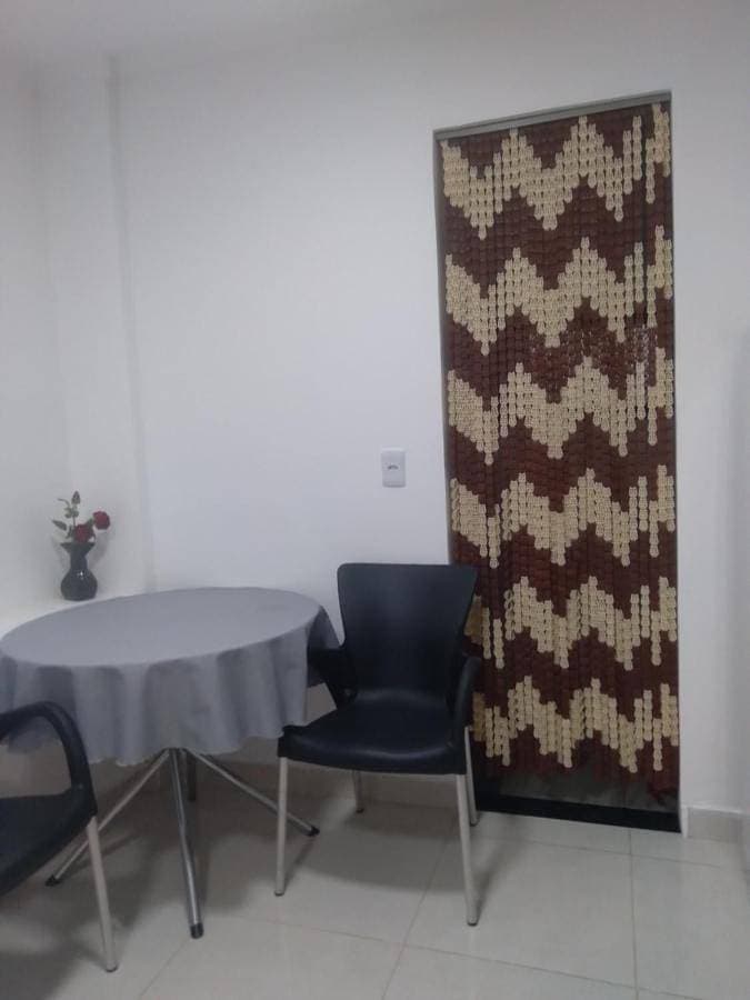 Foto 3 von 21: One-Bedroom Apartment