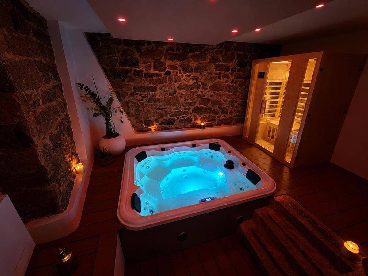Exoria Luxury Rooms & SPA 1