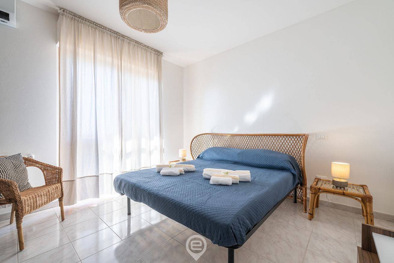 Foto 3 von 27: Ferienwohnung für 3 Personen mit Meerblick