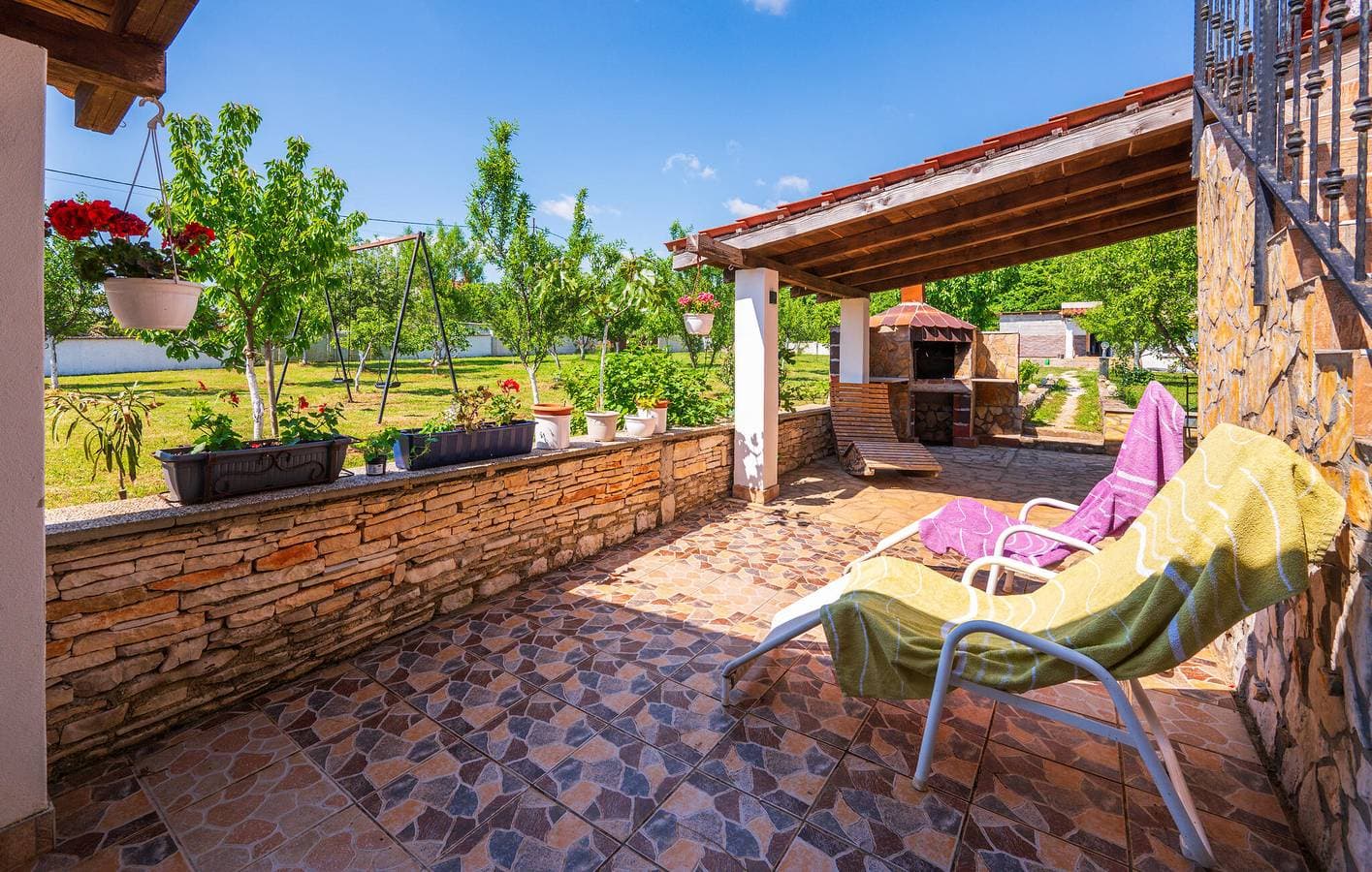 Foto 9 von 36: Gemütliche 2-Zimmer-Wohnung mit WLAN, Terrasse und Parkplatz in der Nähe der Konoba KACANA