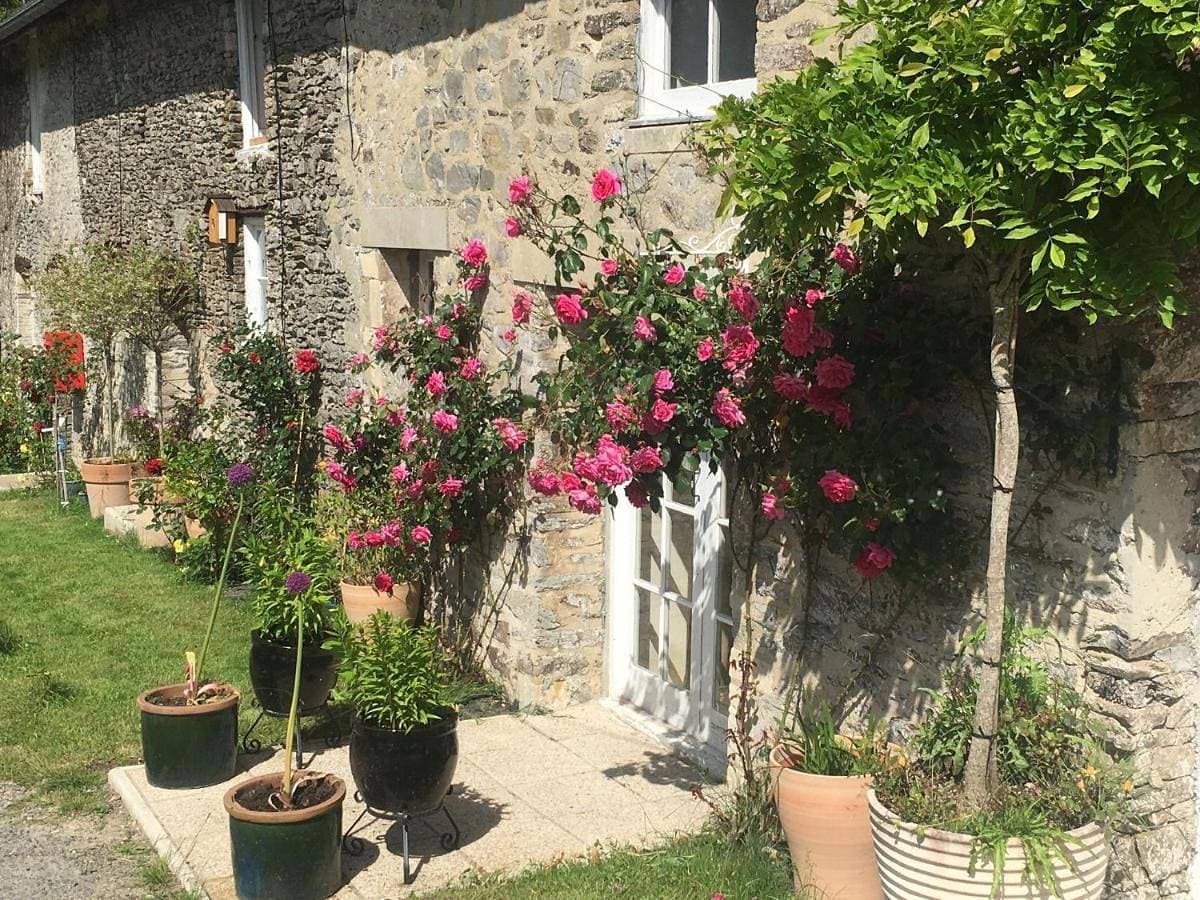 Chez Thomas 7 Route du Monde Ancien 1