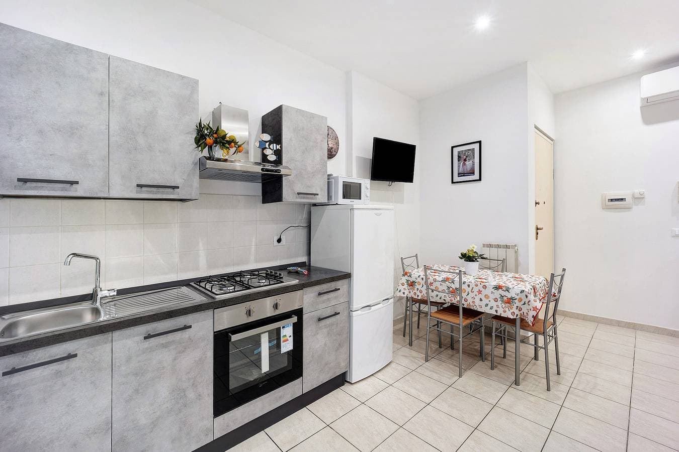 Foto 5 von 22: Ferienwohnung "La Ballerina di Alassio" mit Terrasse & WLAN