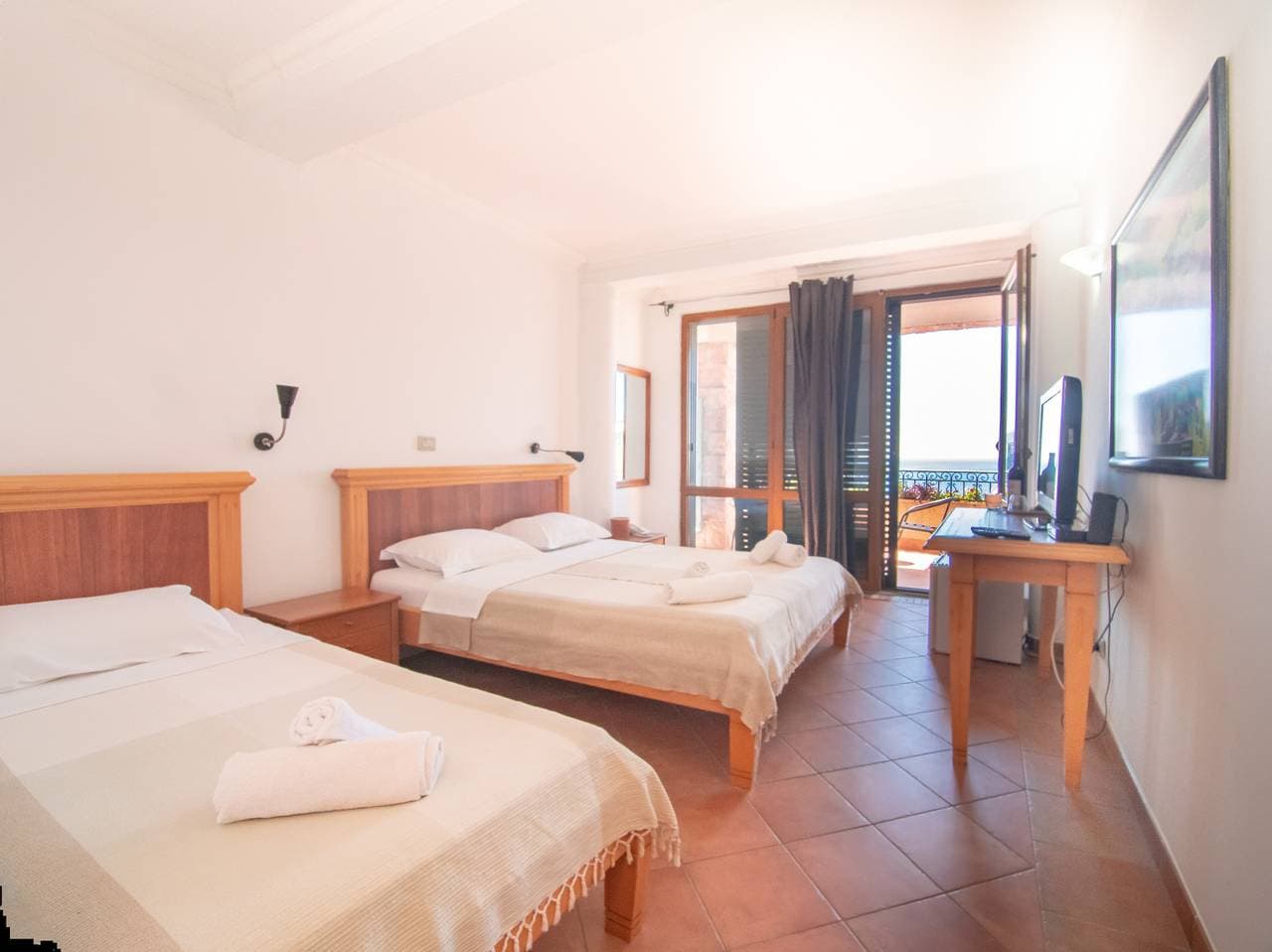 Foto 3 von 31: Levantin Inn 1-3 Zimmer N9 Meerseite