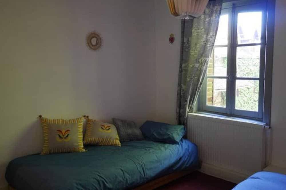 Foto 3 von 18: Einfamilienhaus in einem normannischen Herrenhaus in Bernay