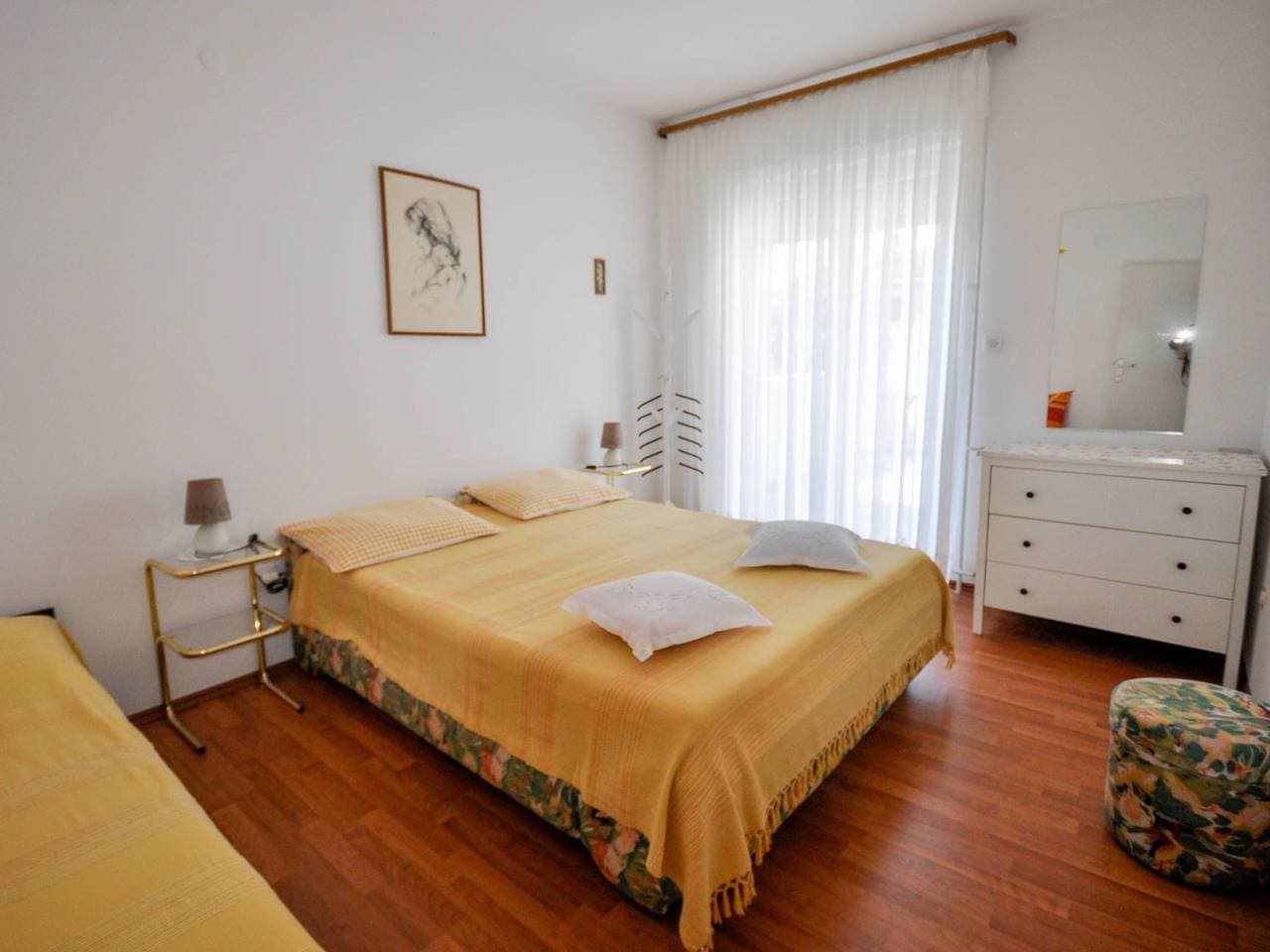 Foto 4 von 22: "Mira A2" mit Balkon
