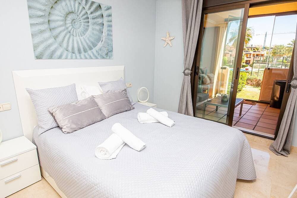 Foto 3 von 30: Casares Beach apt 104