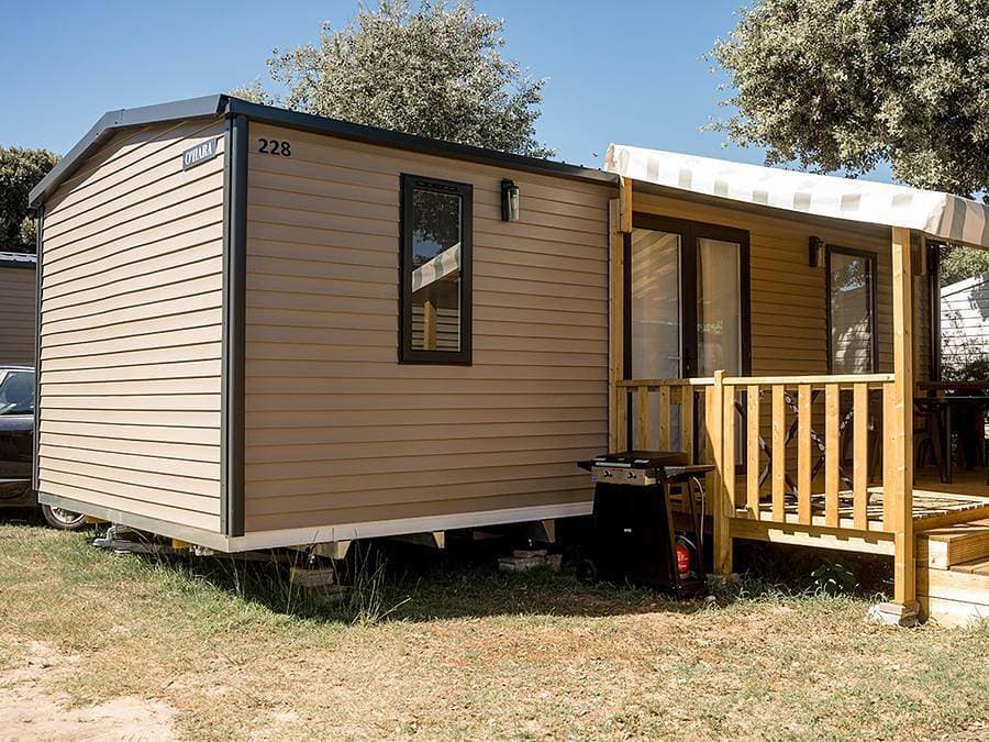 Foto 10 von 32: Camping Les Flots-Atlantique Village 2  - Bungalowzelt 4 personen - Coco Sweet| Ungewöhnlich