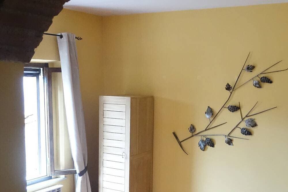 Foto 5 von 27: Cozy apartment in Acquapendente for exploring Tuscia and Tuscany.