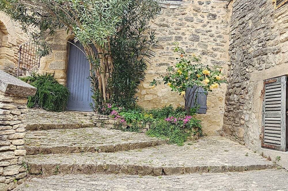 Foto 11 von 30: Maison de Vacance \"La Marie\" Au Pied du Luberon !