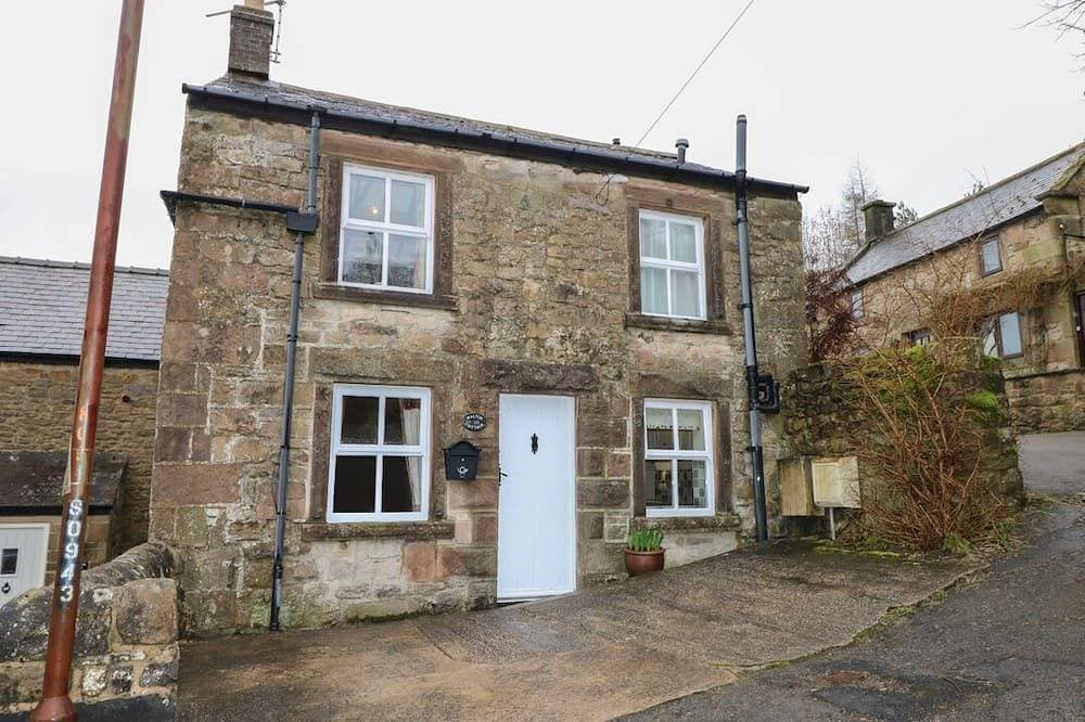 Walton Cottage, Winster 1