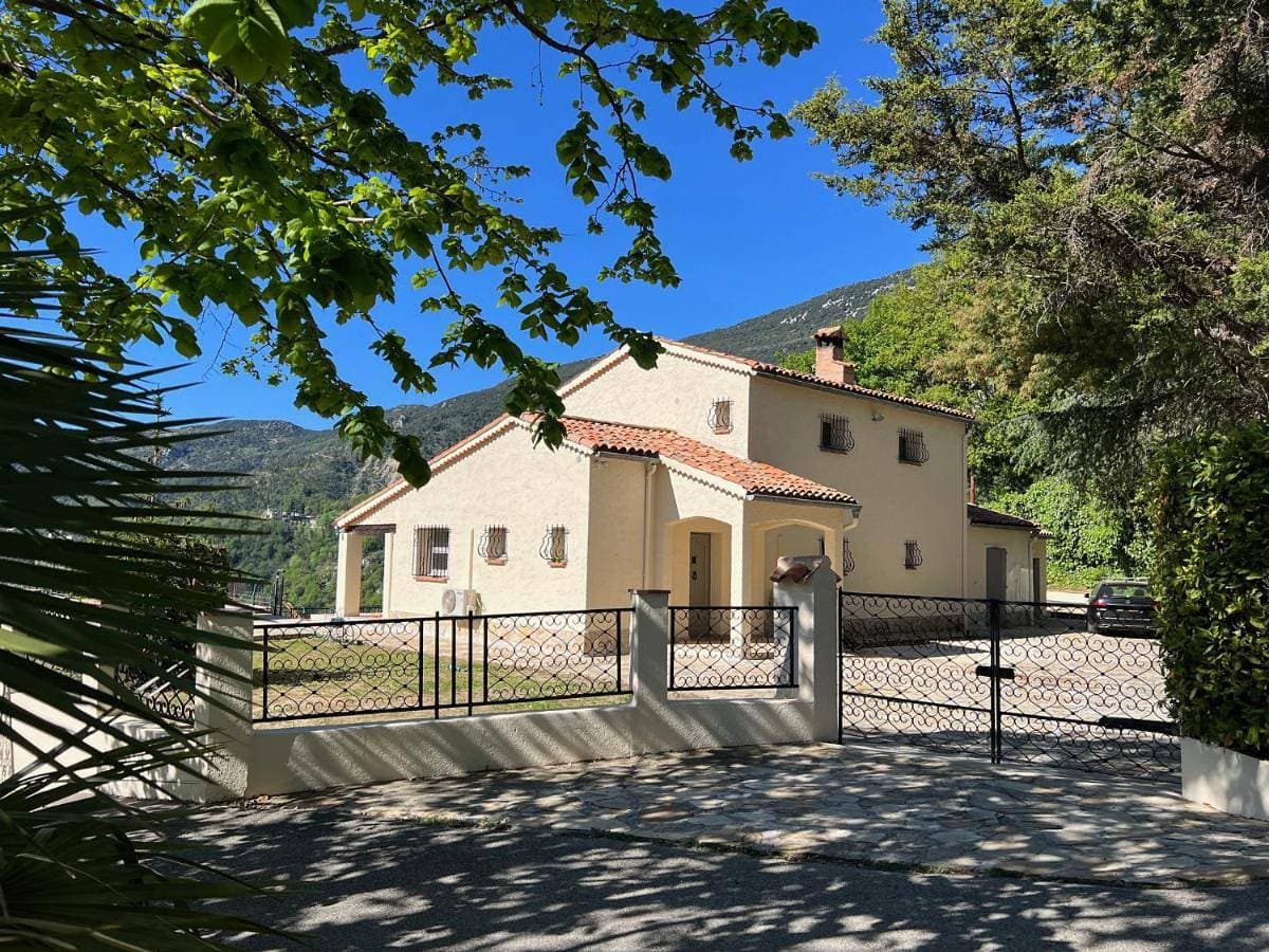 Foto 5 von 78: Villa