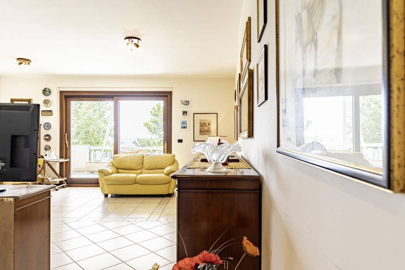 Foto 6 von 25: Ferienwohnung für 4 Personen mit Balkon/Terrasse