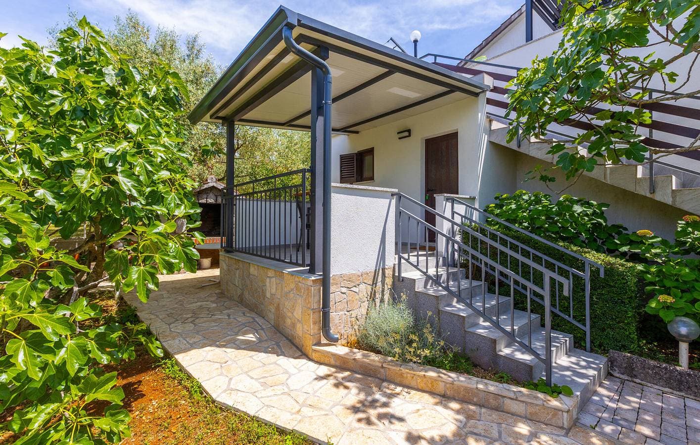 Foto 12 von 27: Gemütliche Ferienwohnung mit Terrasse, WLAN und 2 km zum Strand