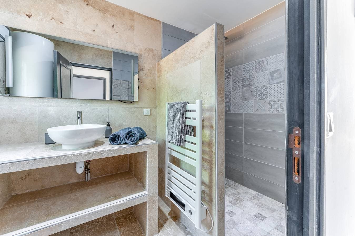 Foto 10 von 25: Cottage „Mas Delorme 2“ mit Gemeinschaftspool, WLAN und Klimaanlage