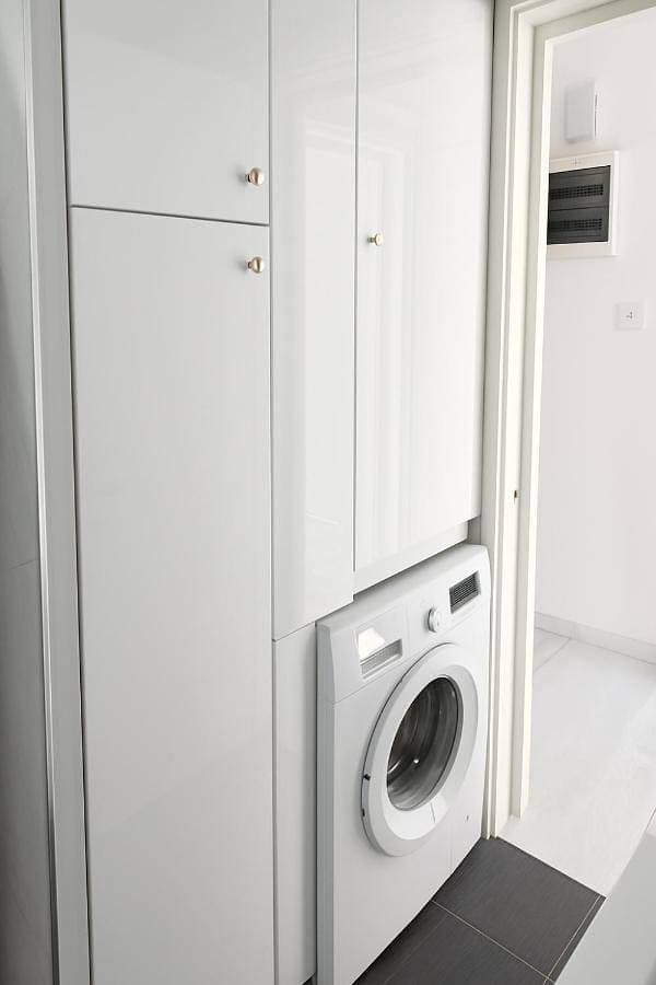 Foto 4 von 5: One-Bedroom Apartment with Balcony and City View