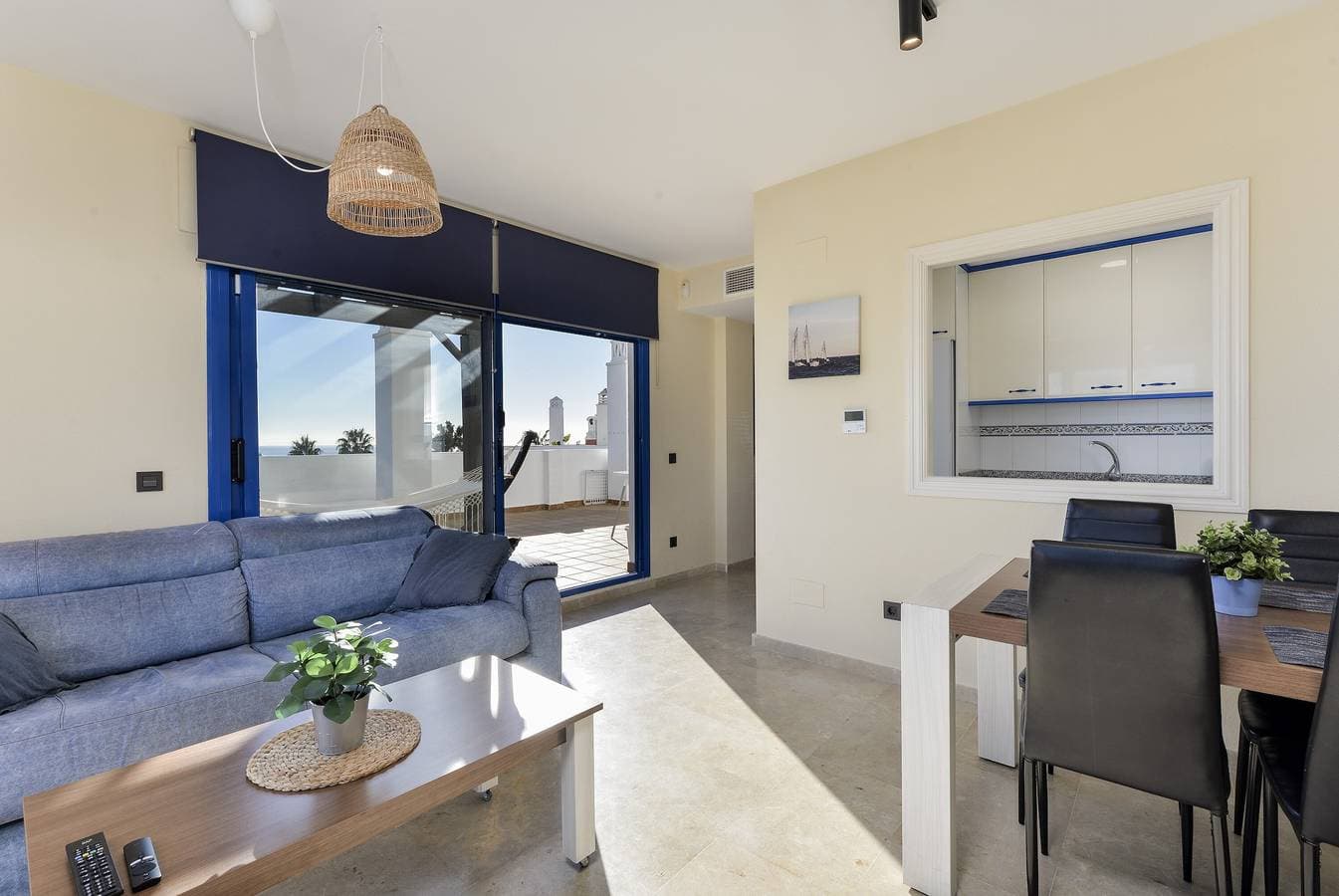 Foto 9 von 29: Ferienwohnung "El Hacho" mit Meerblick, Gemeinschaftspool und WLAN
