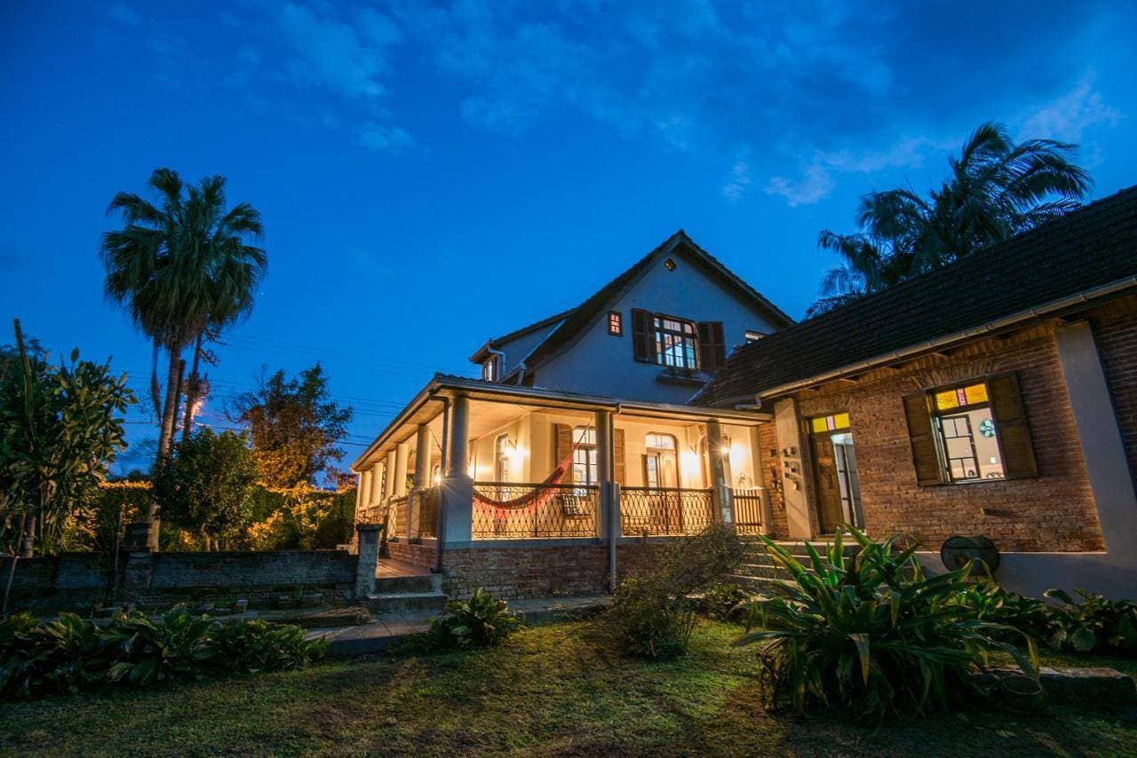 Casa da Estacao - Não é hotel, não é pousada é a casa mais charmosa de Morretes! 1