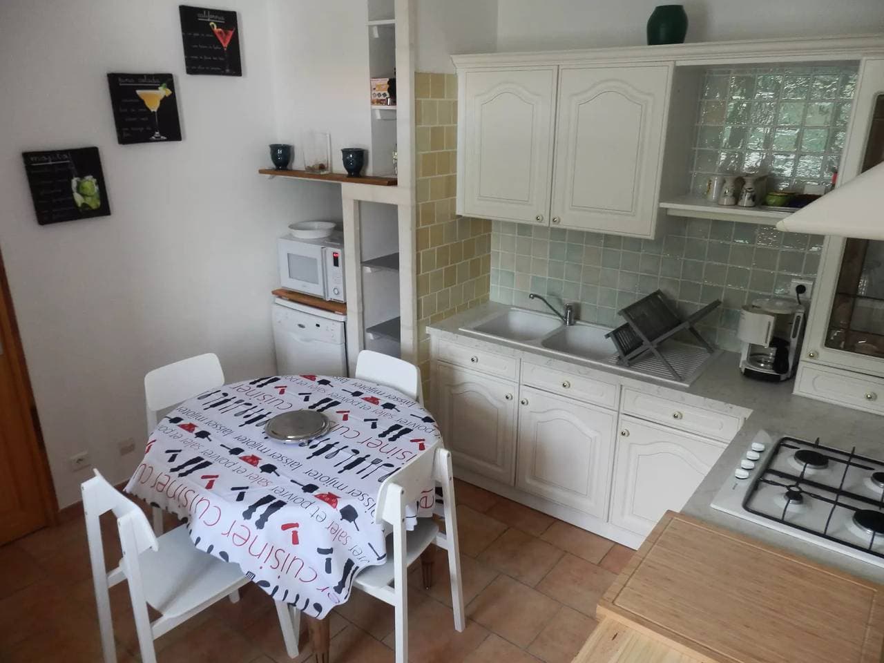 Foto 3 von 10: Ferienwohnung 3 Zimmer 4 Personen