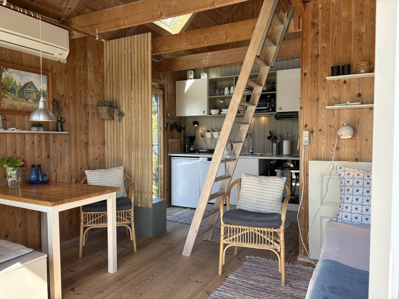 Foto 3 von 23: Gemütliches kleines Ferienhaus mit Meerblick