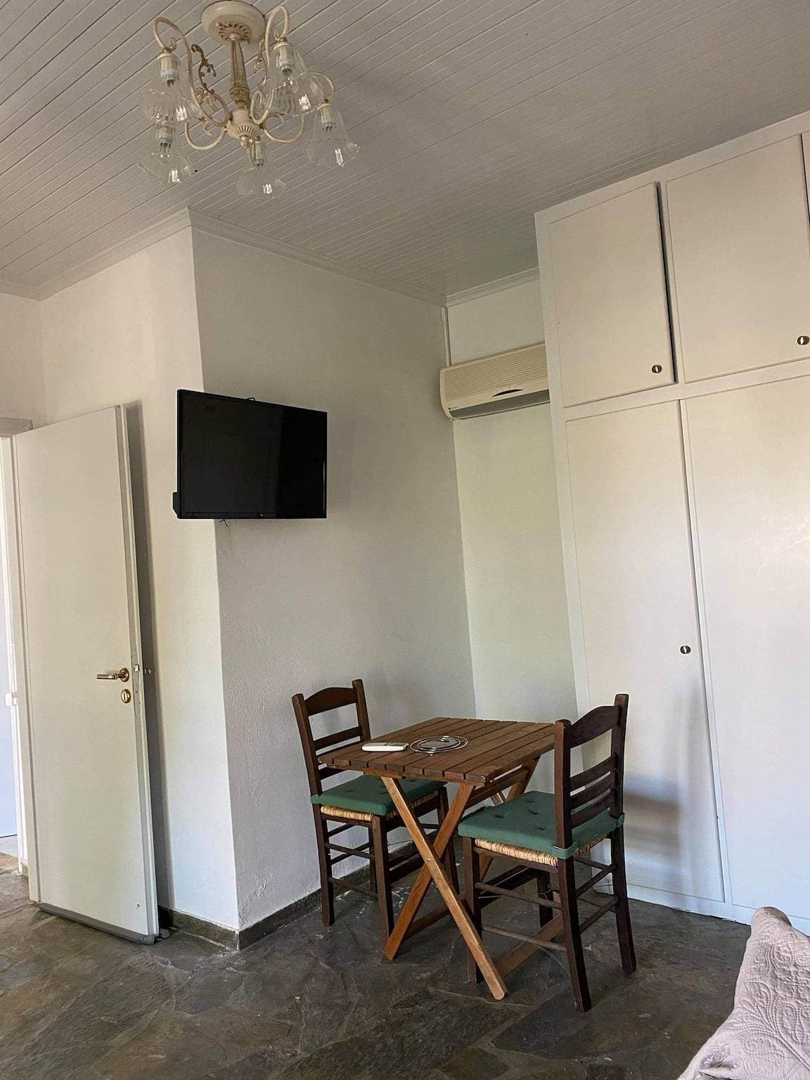 Foto 13 von 22: Charmantes Studio mit Meerblick - 30 m² in Porto Heli