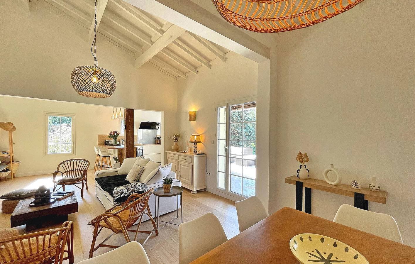 Foto 4 von 28: Luxuriöses Apartment mit Pool, Parkplatz und Internet