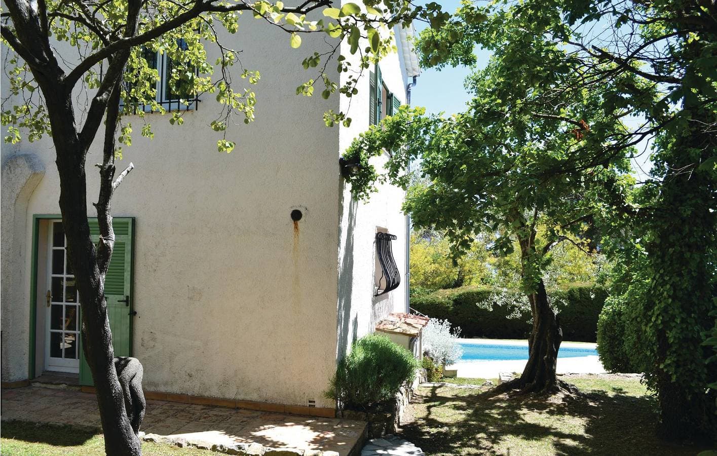 Foto 10 von 29: Stilvolle 135qm Cabris Apt: Pool, Terrasse, Parkplatz & WiFi!