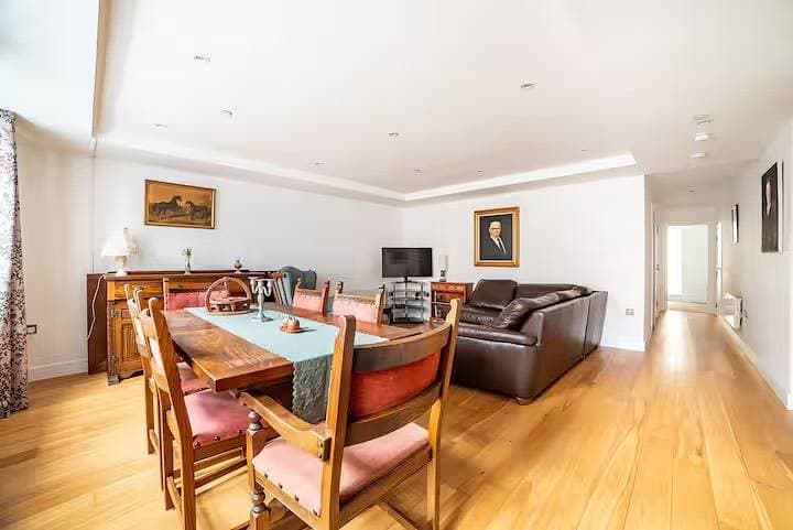 Foto 3 von 10: Apartment Sleeps 4 near Windsor Castle