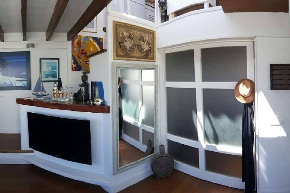 Foto 8 von 24: Luxus-Penthouse im historischen Hafen von Ibiza