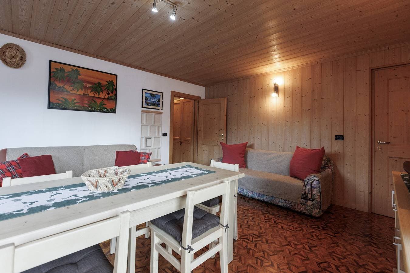 Foto 6 von 37: Chalet 'Beppe' mit Bergblick, Gemeinschaftsgarten und WLAN