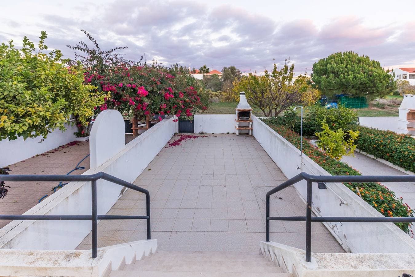Foto 5 von 20: 3 Schlafzimmer Villa mit Terrasse in Praia da Manta Rota by AlgarveManta (2V3)