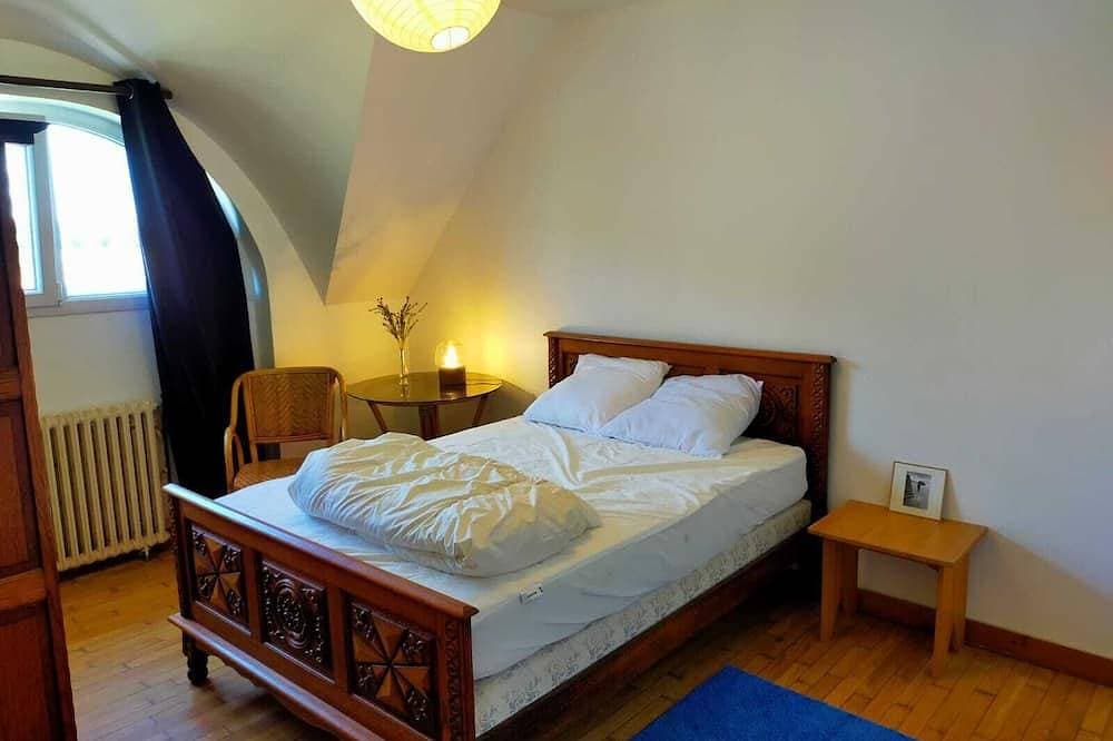 Foto 3 von 30: Large neo-Breton house to discover