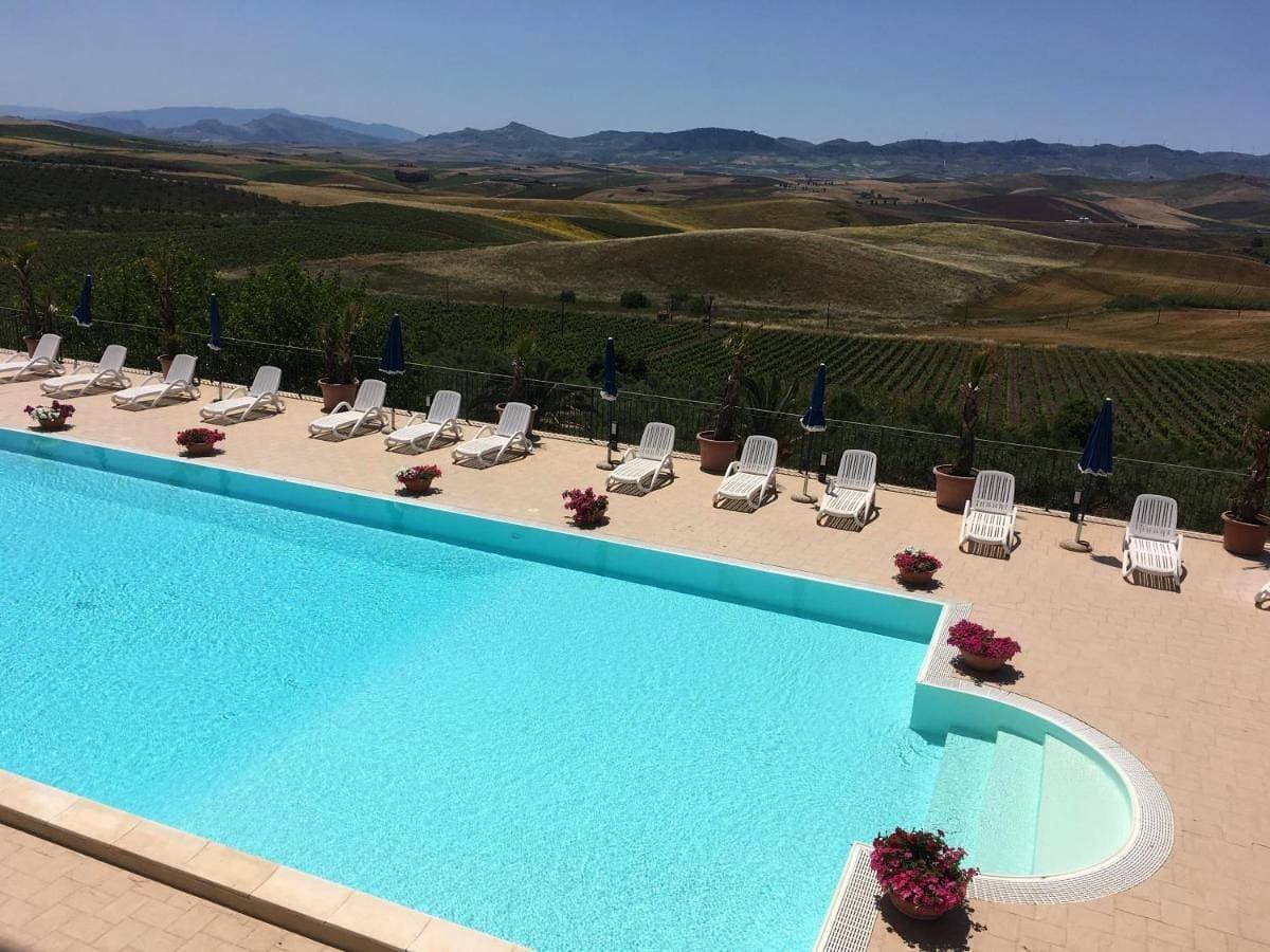 Agriturismo Sirignano Wine Resort 1