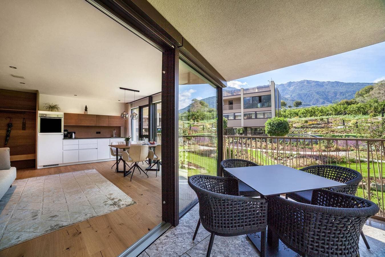 Foto 3 von 24: Ferienwohnung "Natur Romantik Annalena" mit Bergblick, privater Terrasse und WLAN