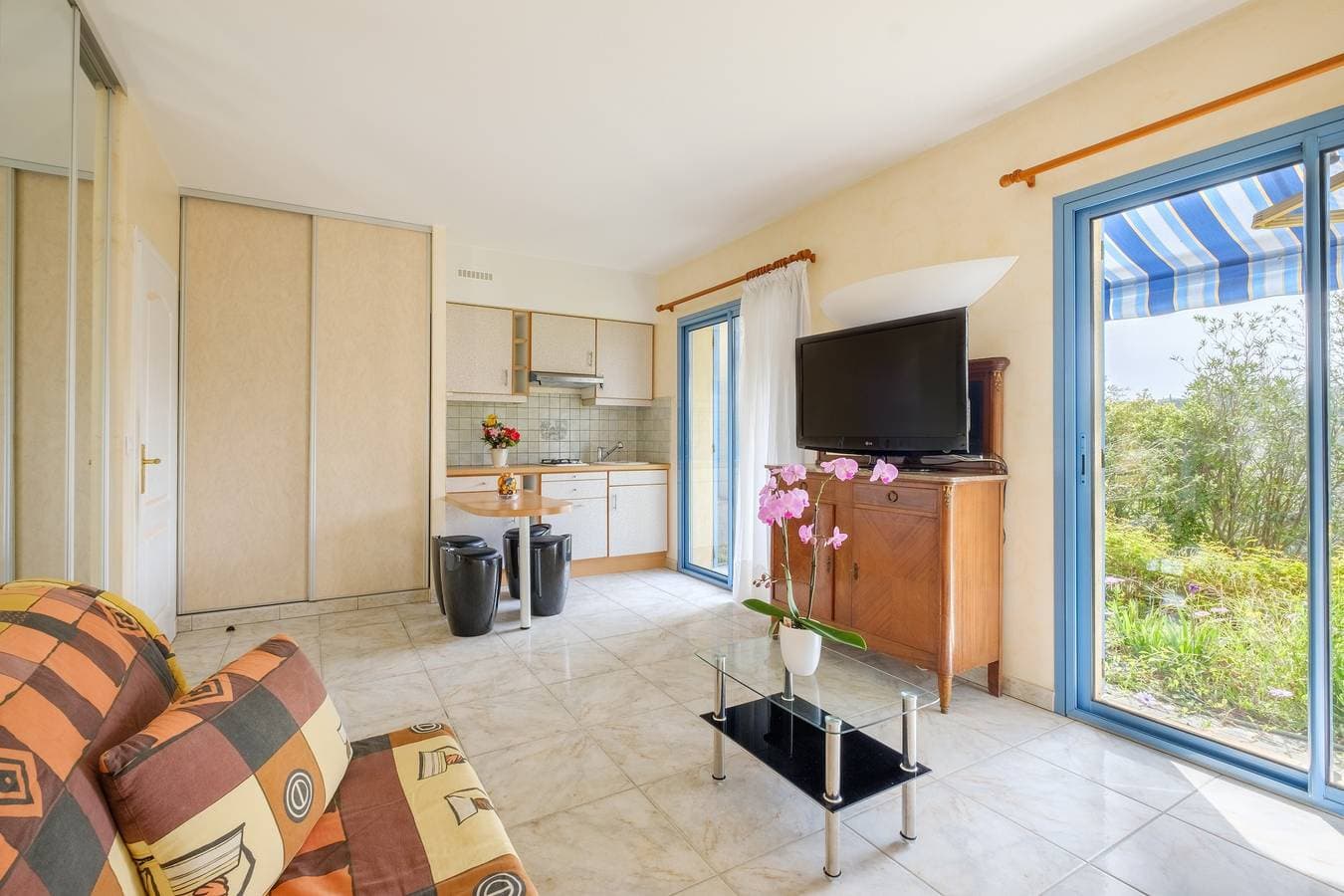 Foto 7 von 25: Appartement "Nummer 1" mit privatem Pool, privater Terrasse und WLAN