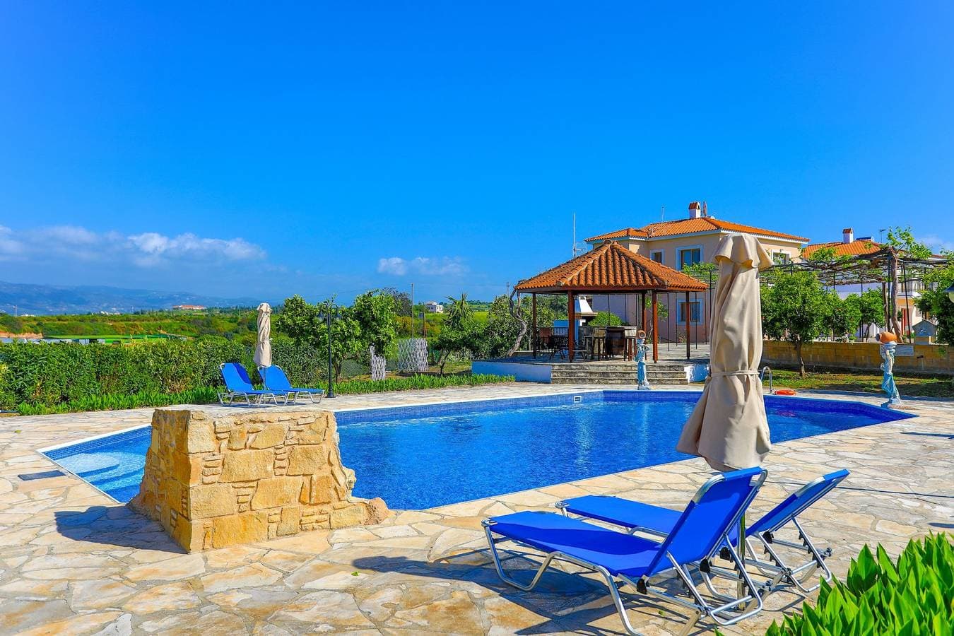 Foto 9 von 33: Villa Athina Finiki