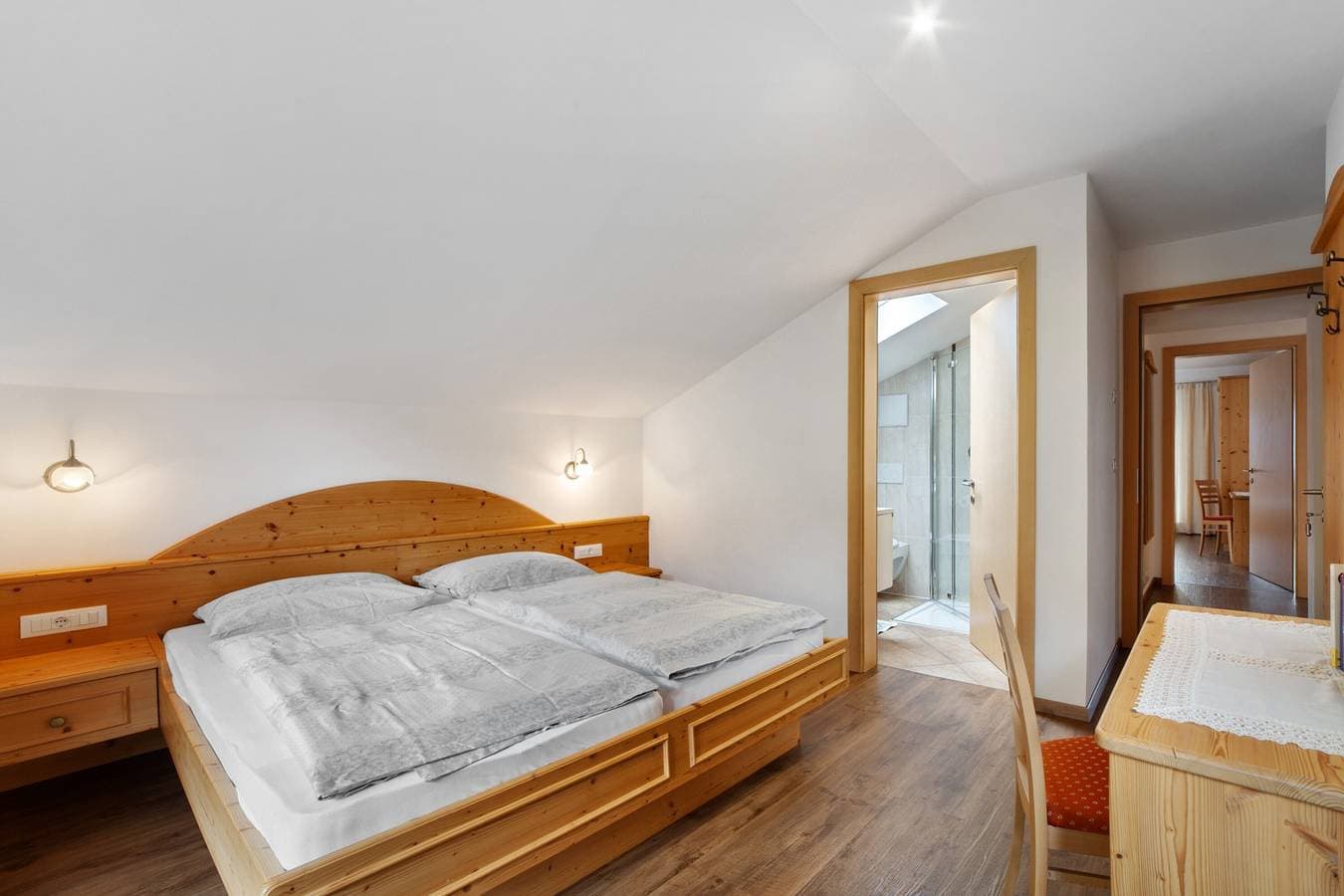 Foto 12 von 22: Ferienwohnung 'Oberötzbauer Enzian' mit Bergblick, Gemeinschaftsgarten und WLAN