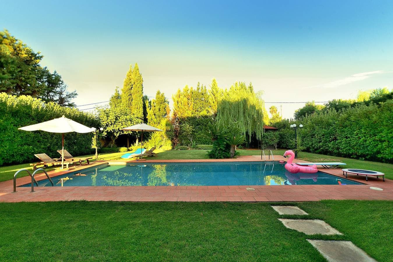 Foto 2 von 32: Ferienwohnung 'Pool Villa Desmira' mit Meerblick, Wi-Fi und Klimaanlage