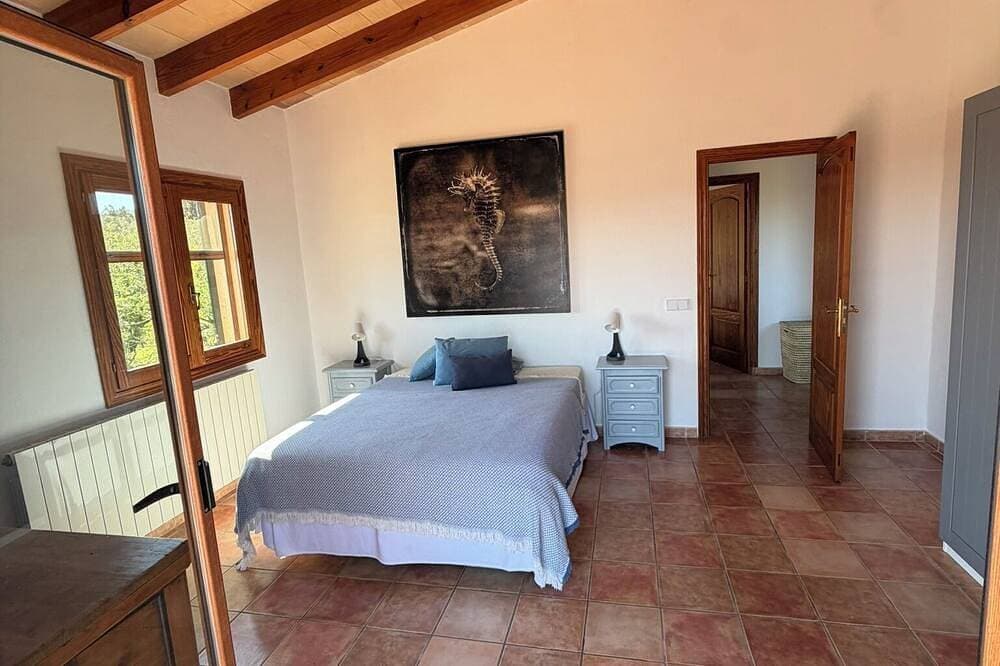 Foto 2 von 30: Entspannen & Abschalten: Stilvolle Finca mit Pool, Weitblick & absoluter Ruhe