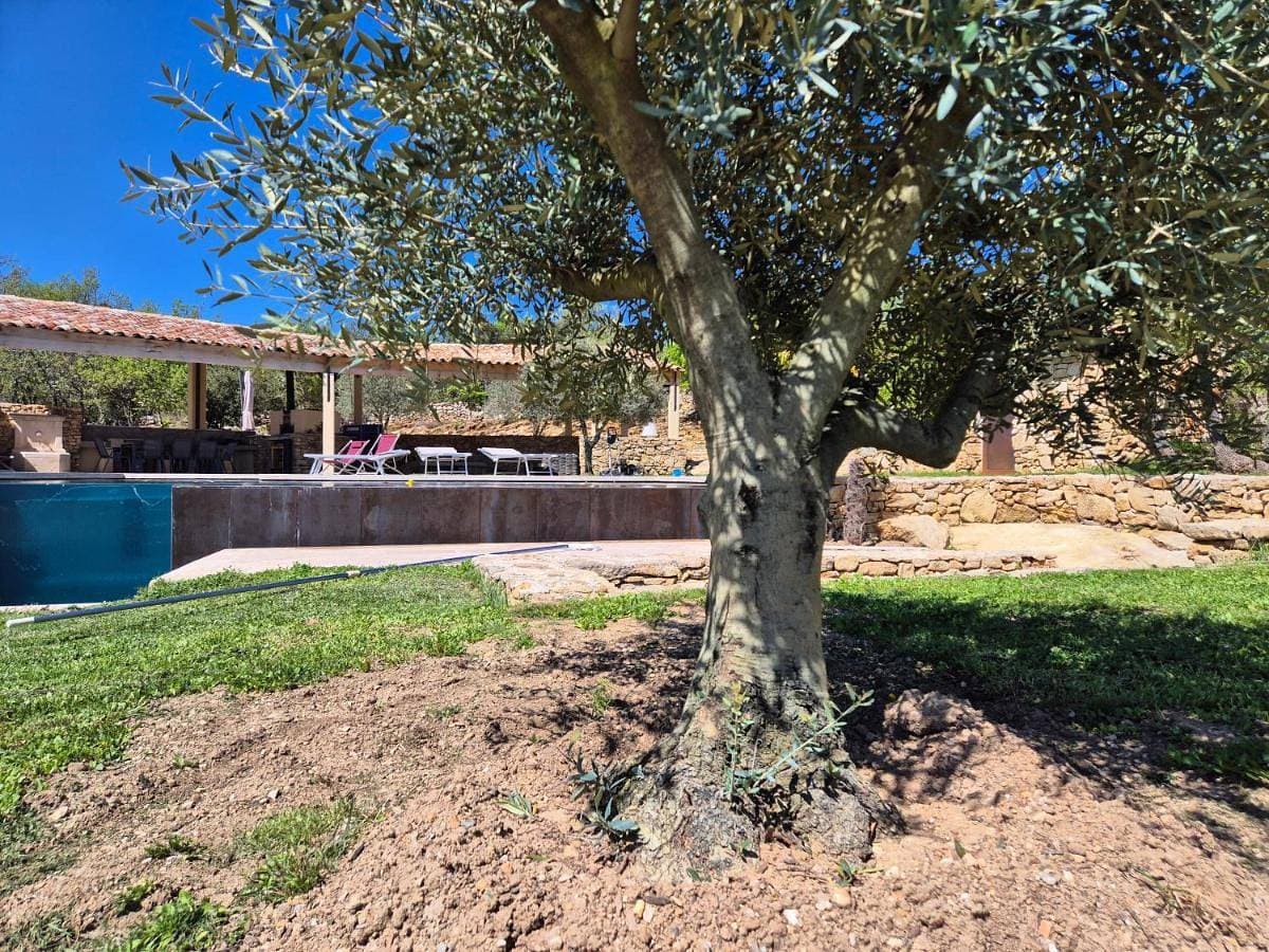 Foto 4 von 34: Three-Bedroom Villa