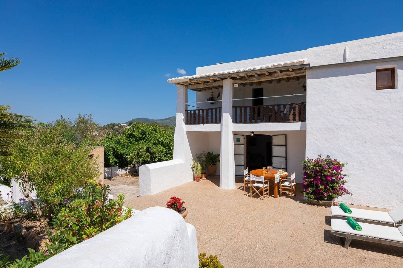 Foto 5 von 43: Villa für 6 Personen mit Terrasse