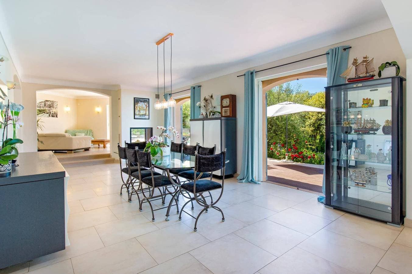 Foto 5 von 34: Villa Elegance by Villa Plus