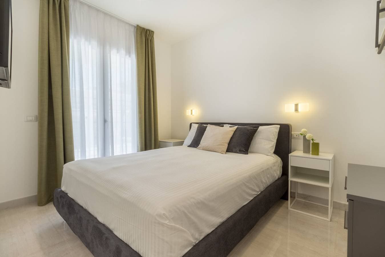 Foto 6 von 13: Ferienwohnung "Residenz Meridian Unità 1" in Strandnähe mit Bergblick