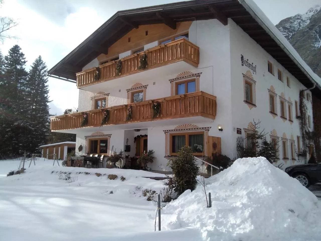 Foto 11 von 26: Einzimmerapartment '3' mit Bergblick, Gemeinschaftsterrasse und Wi-Fi
