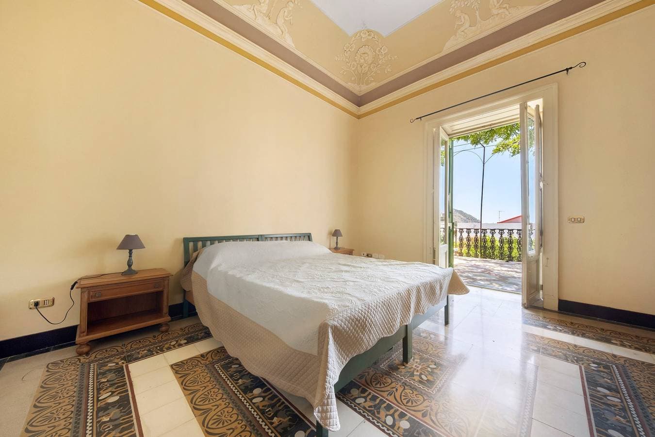 Foto 7 von 31: „Villa Charme“ mit Meerblick, privater Terrasse und Garten