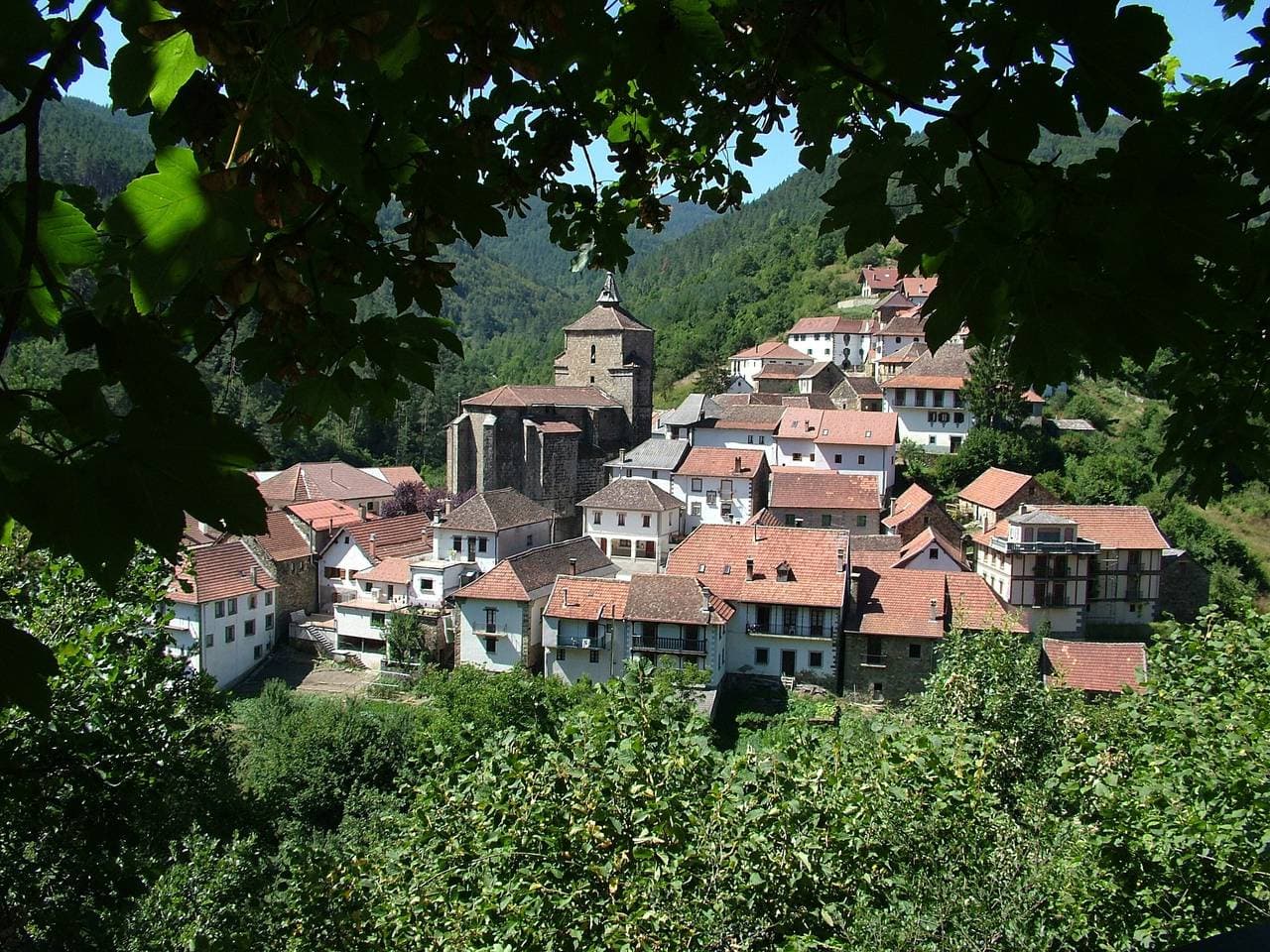 Foto 7 von 12: Ferienwohnung 'Kabila Enea 1' mit Bergblick, Privatem Garten und Wi-Fi