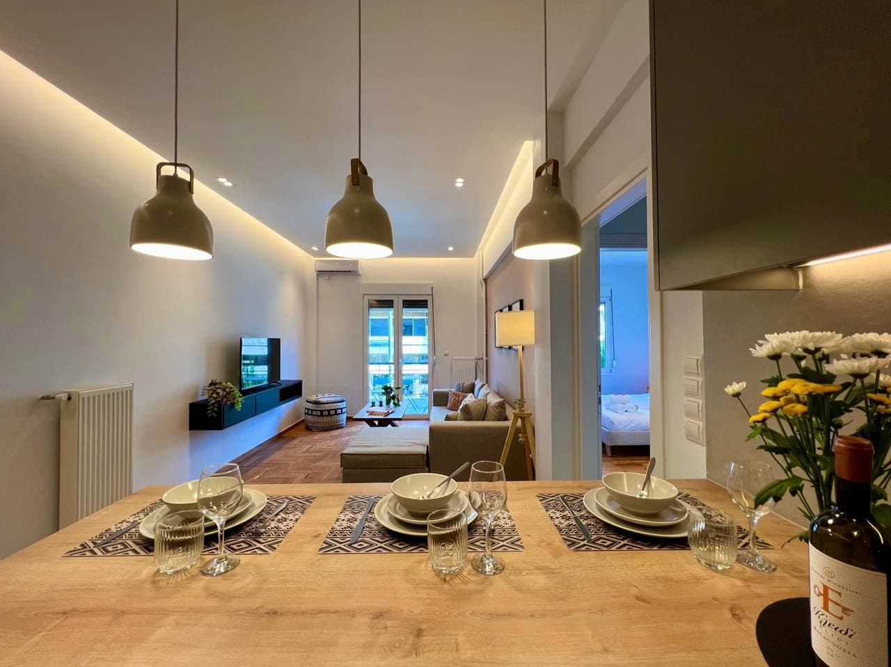 Foto 9 von 22: AgiasFoteinis20  ·  Nea Smirni Square chic apartme