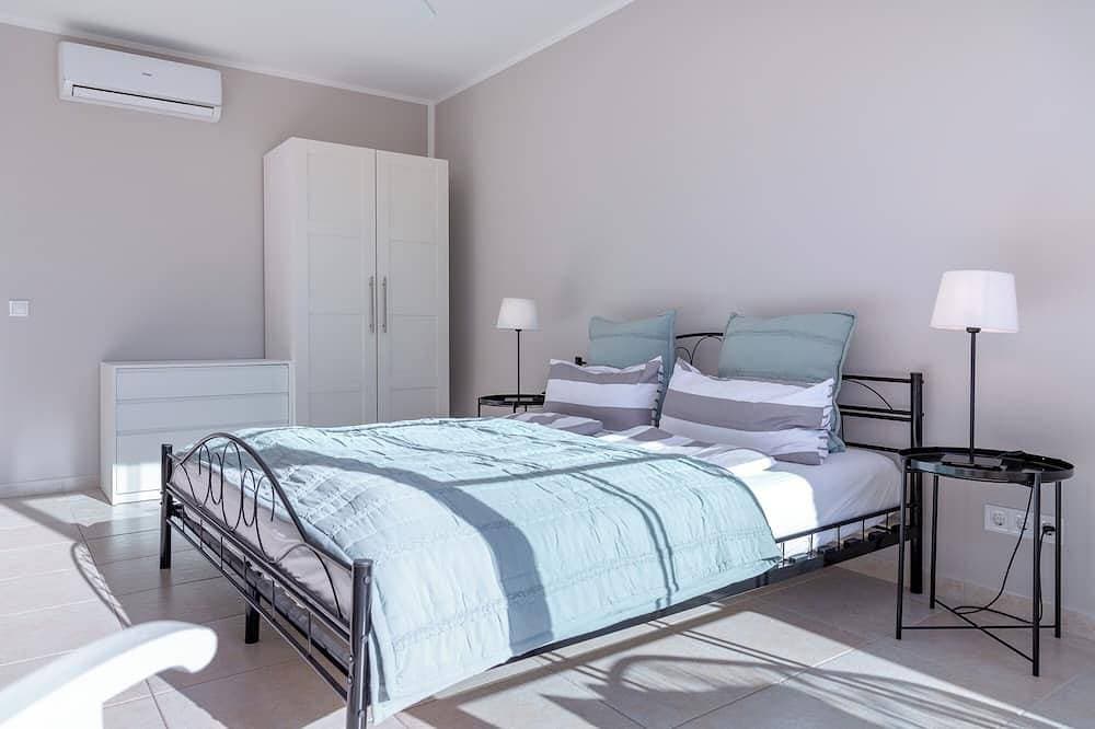 Foto 2 von 30: Ihre Traumvilla mit 4 Schlafzimmern, Garten, Pool, Klima und 10 Min. bis Palma
